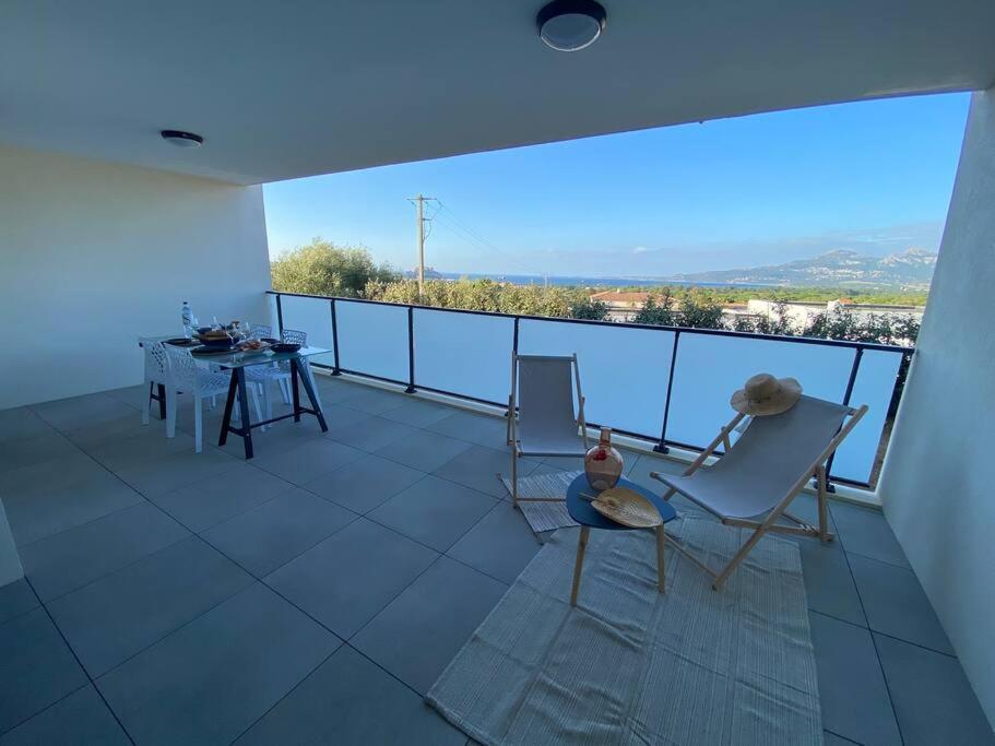 Exceptionnelle Vue Mer Calvi - Piscine - T2 エクステリア 写真